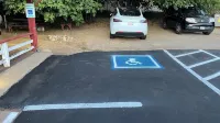Jumping Frog Motel - parking