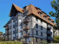 Novotel Deauville Plage Hotels in 