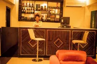 Great Western Hotel and Suites