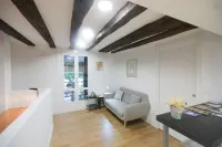 Luxury in Old Town Near Beach - by Www,SanSebastianApartments,es