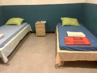Sunset Retreat Sleeps 4 with Wi-Fi - 3-Star