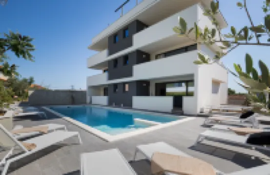Mirabilis Residence