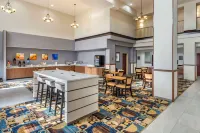 Comfort Suites Hotels in Clovis