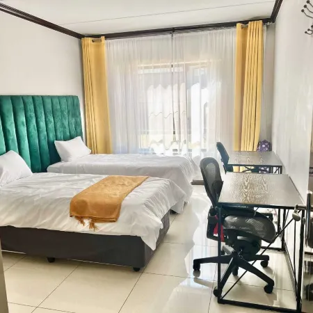 3-bedroom Luxury apartment