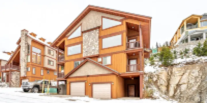 Trapper's Lodge - 4 Bd WGreat View, Private Hot Tub