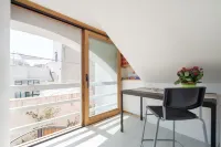 Gioia 13 Rooms & Apartments - Airport Shuttle