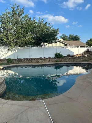 7Br Lake Retreat for Family Friendsgiving #NH Hotel a Warr Acres