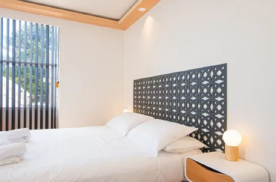 Blue Hills Motel Отели в г. Хобарт