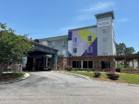 Comfort Inn & Suites Dothan East Hotels in Dothan