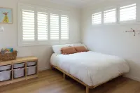 Tugun Retreat - 5BRM Home with Pool! Hotels in Currumbin