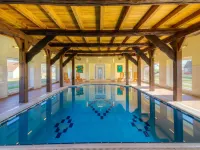 Schloss Herrenstein - Pools