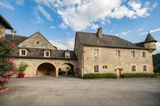 法爾克城堡, 原創聯盟 住宿飯店