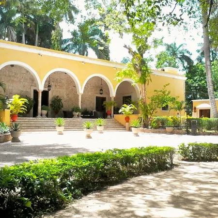 Hacienda Chichen Resort and Yaxkin Spa Hotels in Tinum