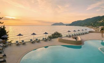 Alkyna Lifestyle Beach Resort ex la Grotta Verde