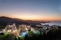 Blue Hills Villas by Estia - Pools