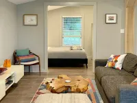Chic, Private Cabin with Stunning Hudson River Views Hotels in Esopus