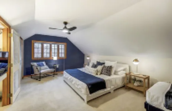 Gorgeous retreat in Dayton OH with private fenced yard.