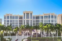 Marco Beach Ocean Suites - 4 stjerner