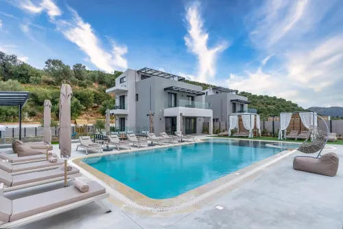 Luxurious Villa Micha Mare - 14 Bedrooms