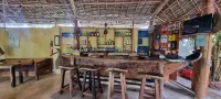 Salama & Mbuyuni Bungalows - Bares