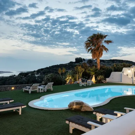 Villa Phos Paros
