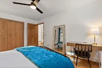 The Pine House: a cozy home for you & yours!