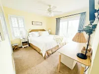 Luxe Coastal Retreat>> Steps to Beach, Espresso Bar, Fire Pit, Golf Cart, EV