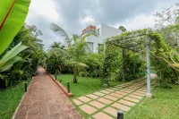 Chic 2Br Retreat in Assagao Near Bawri Izumi