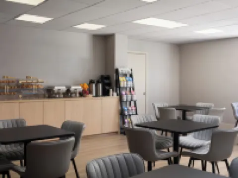 เดอะ แฮร์ริสัน โรงแรม, แอน แอสเซนด์ คอลเลคชัน โรงแรม โรงแรมในฮอลลีวูด