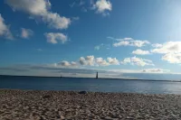 Charming 3 BR Lakefront Cottage - Gateway to Platte Lake & Sleeping Bear Dunes!