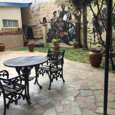 Zaks Place Hotel Exterior