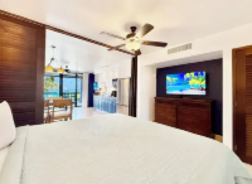 Sapphire Beach Beachfront Condo Free Wi - Fi! - Save!