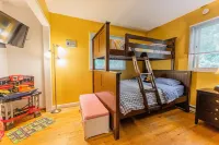 Luxury Lakefront Retreat on 2 Acres—Hot Tub, Real Wood Fireplace, Fishing & More