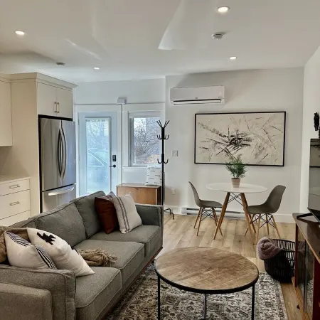 Cozy 1 Bedroom Apartment Downtown Dartmouth