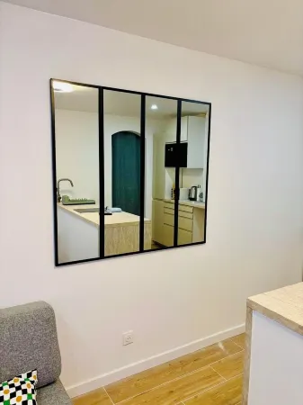 Attractive renovated apartment including secure covered parking, 10 min from Paris