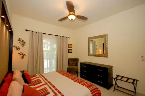 ENTRANCE TO MAMITAS BEACH - STEPS TO 5TH AVENUE