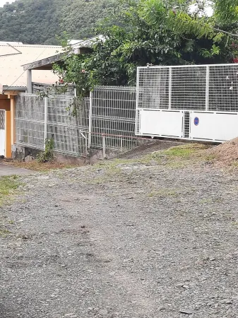 Bright house overlooking the bay of Marin