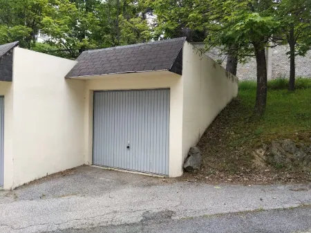 T2 Duplex with view, Garage, Balcony, Wifi Отели рядом с достопримечательностью «Station de Ski - Font Romeu Pyrénées 2000»