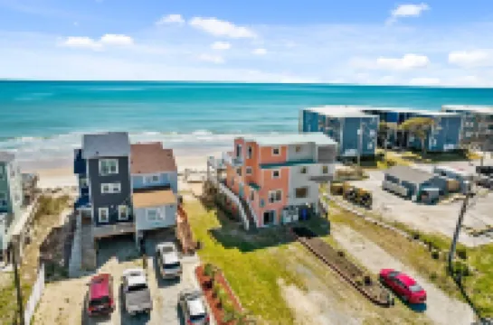 Oceanfront Townhouse - on the beach!
