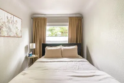 CAPITOL HILL LARGE 1 BED SUITE 스티븐스 호텔