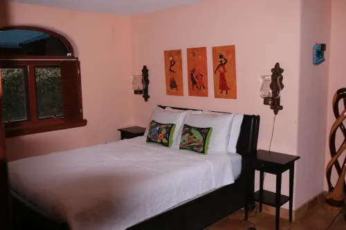 Paradise Found!  Beautiful Private Villa On The Sea in the Village of Placencia!