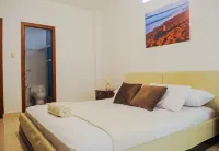 Aventura y Confort en Galápagos – Suite Familiar Hotel dekat Los Gemelos