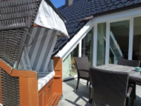 Captain’s Home. Exclusive loft apartment, offers 144 square meters, with a fireplace.