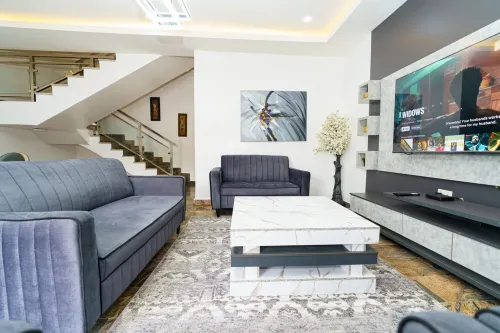 Charming 2-Bedroom Terrace in the Heart of Wuse 2 -Your Perfect Getaway!