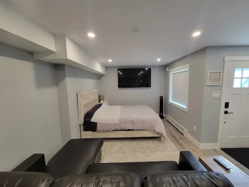 Private & cozy suite located in Fort Langley