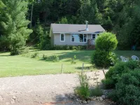 Haliburton Lake Cottage Rental - Waterfront Hotel a Dysart and Others