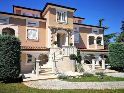 Studio apartment Sweetie with pool