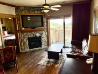 Discounted July4th WEEK-WESTGATE Gatlinburg-3 BR Villa Sleeps 12 - 8 WATERPARK Hotel a 