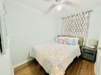 Cozy waterfront Lakehouse with a nice view of Callender lake  near Canton  TX!