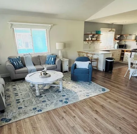 Northern Retreat in the Heart of Indian River! Отели рядом с достопримечательностью «Заказник Хилднер-Бирс»